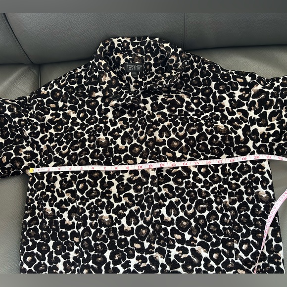 Top shop leopard print coat.sz8- fabric feels like velveteen.lined-snaps - Picture 9 of 9